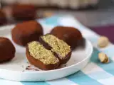 Recept Dubai kauwbare koekjes, het virale recept voor mochi's met pistache en kadaivulling