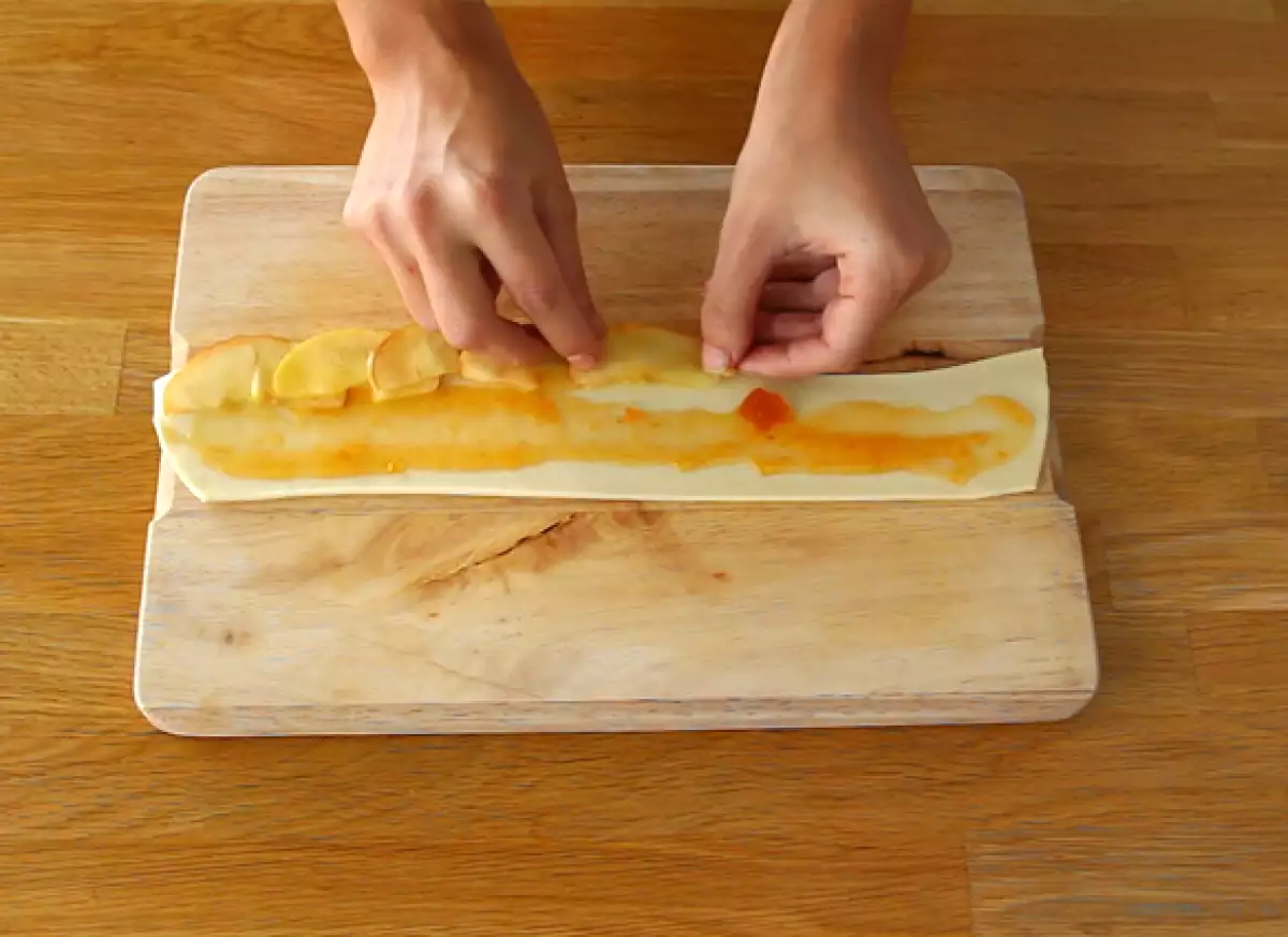 Stap 3: Leg de appels op een rij, overlappend.