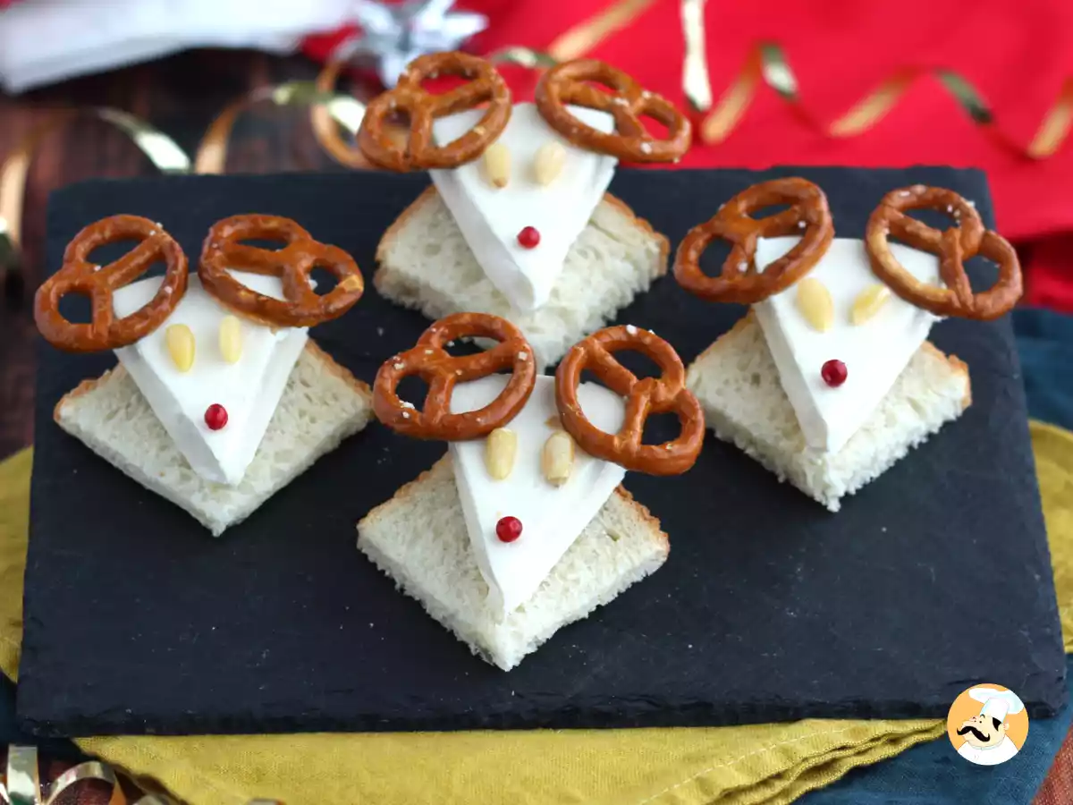 Kersttoast met rendieren en kazen