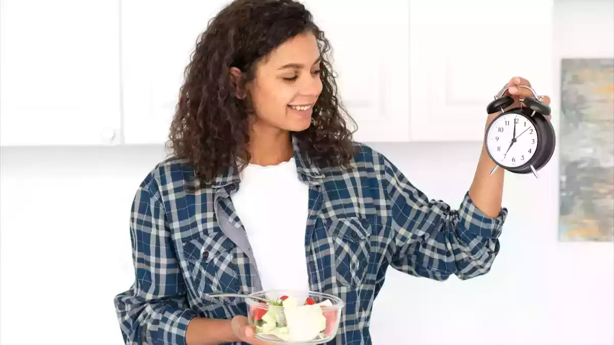 Eet jij op de juiste tijden? Ontdek de ideale interval tussen maaltijden!