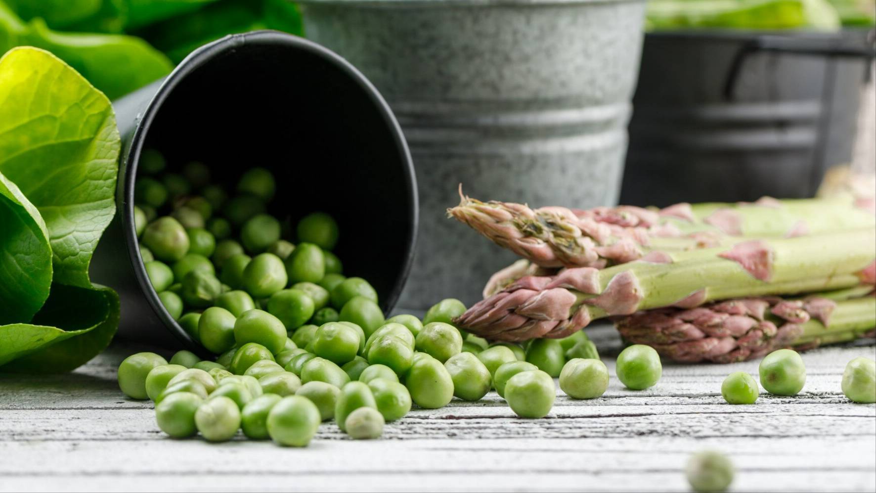 Lente op je bord: ontdek wat er nieuw is bij de groenteboer en hoe je er het beste van kunt maken!