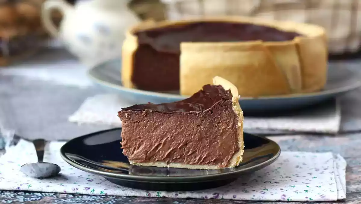 Weet u niet zeker wat u met de restjes paaseieren moet doen? Hier zijn 6 onweerstaanbare recepten voor het recyclen van chocolade!