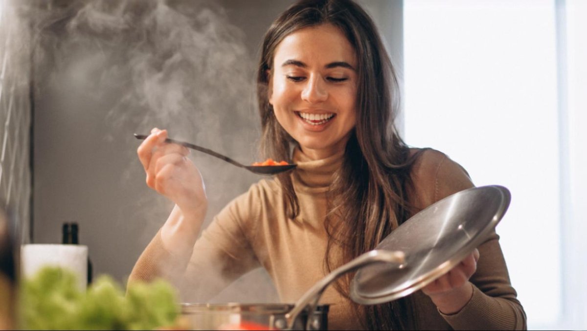 Veelgemaakte fout bij het gebruik van knoflook die de smaak van voedsel kan bederven