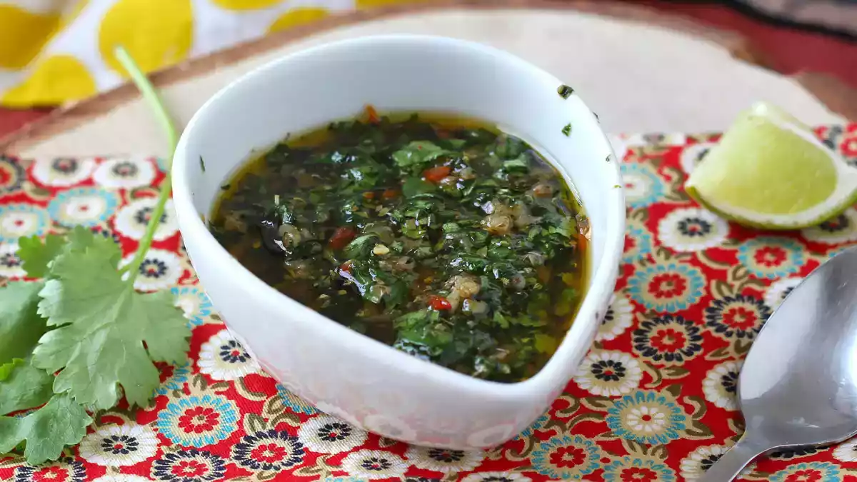 Maak deze 9 (zeer) veelgemaakte fouten niet bij het maken van chimichurri saus