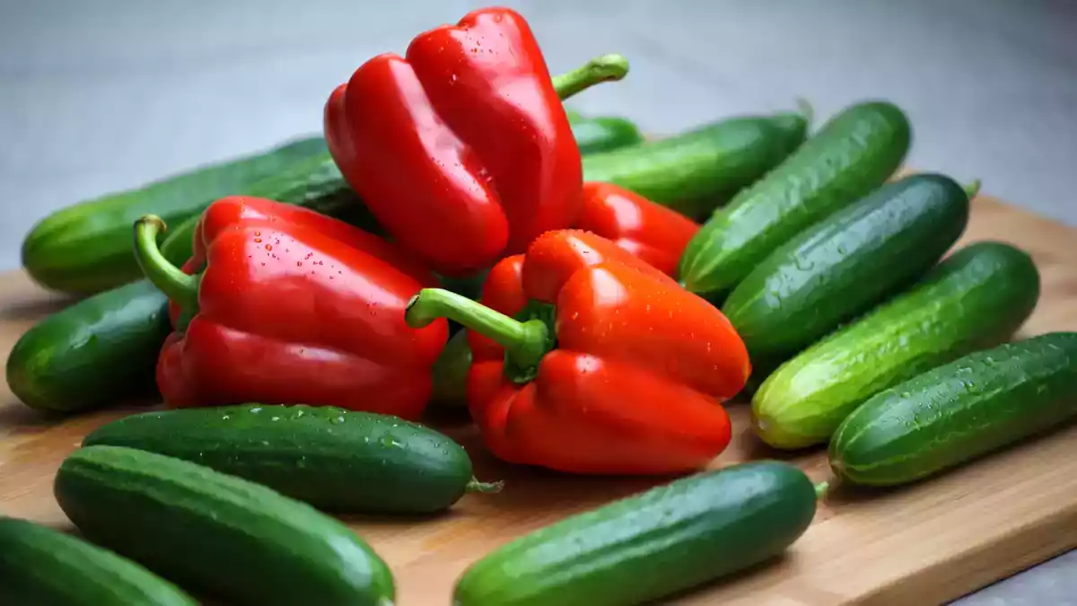 Blijven komkommers en paprika's in je maag plakken? Zo kun je ze beter verteren