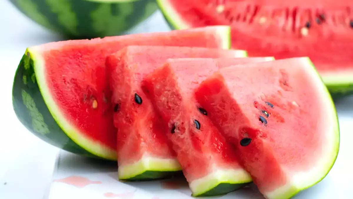 5 frisse, verbazingwekkende ideeën zonder te koken met het meest hydraterende fruit van de zomer