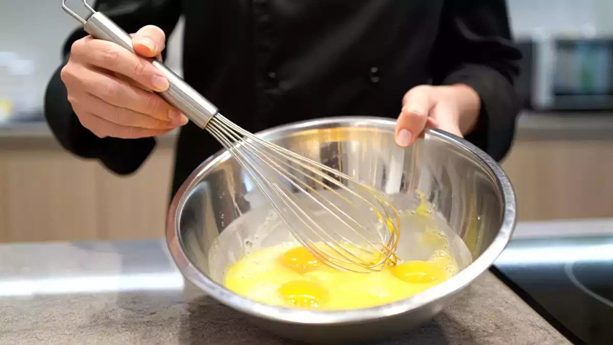 Hoe eieren vervangen kunnen worden in de keuken: 8 makkelijke en verrassende alternatieven