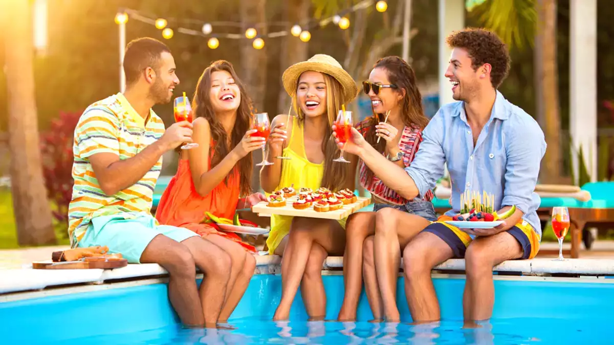15 frisse en smakelijke ideeën voor een perfect buffet aan het zwembad (die iedereen zal willen kopiëren)