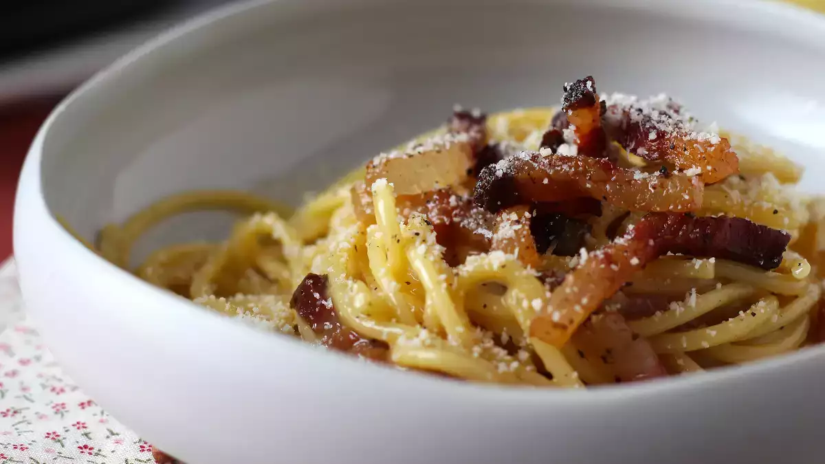 10 spaghettirecepten die iets anders zijn dan bolognese