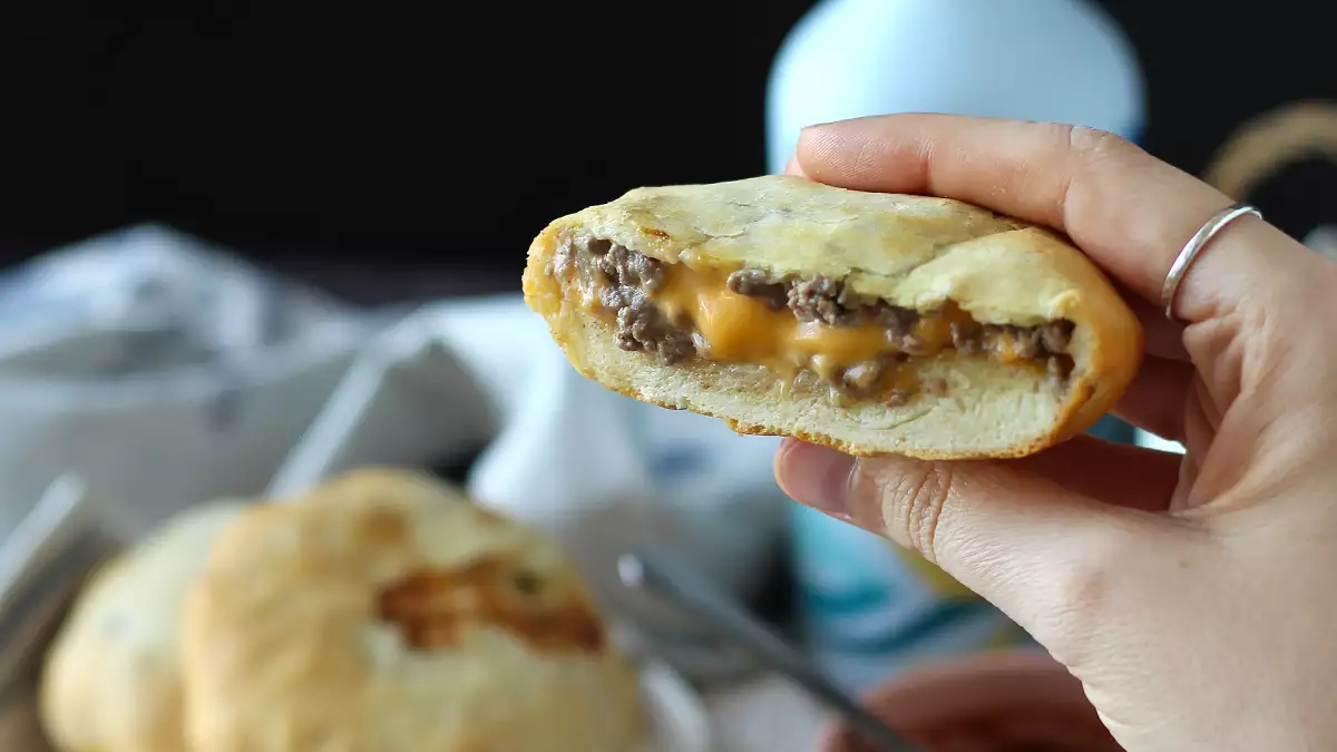 Deze 10 recepten met gesmolten kaas maken iedereen gek (en je zult snel begrijpen waarom)