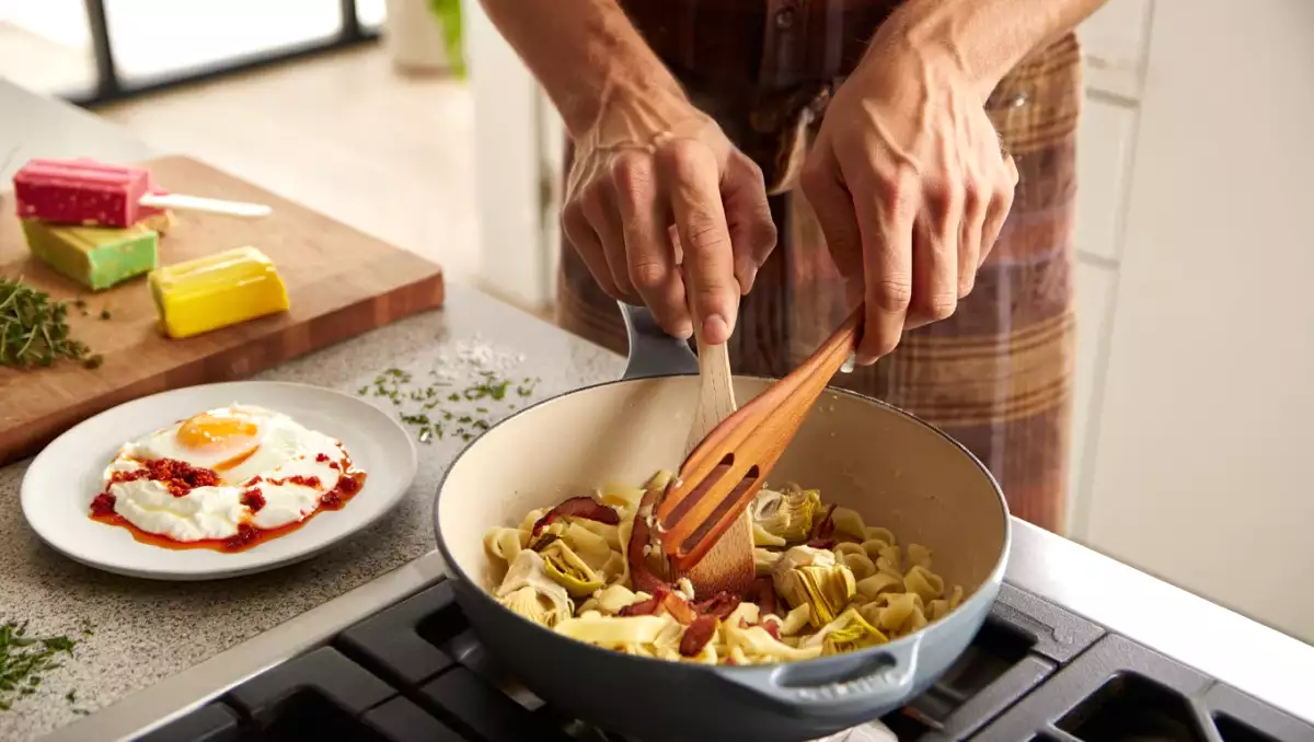 Dagmenu, 25 april: een smaakvolle reis van Turkse eieren tot frozen yoghurt
