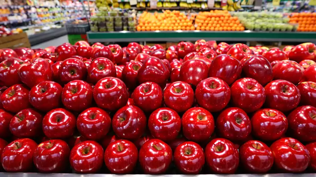 Vertrouw jij die glimmende appels uit de supermarkt? Er zit iets achter dat weinigen weten