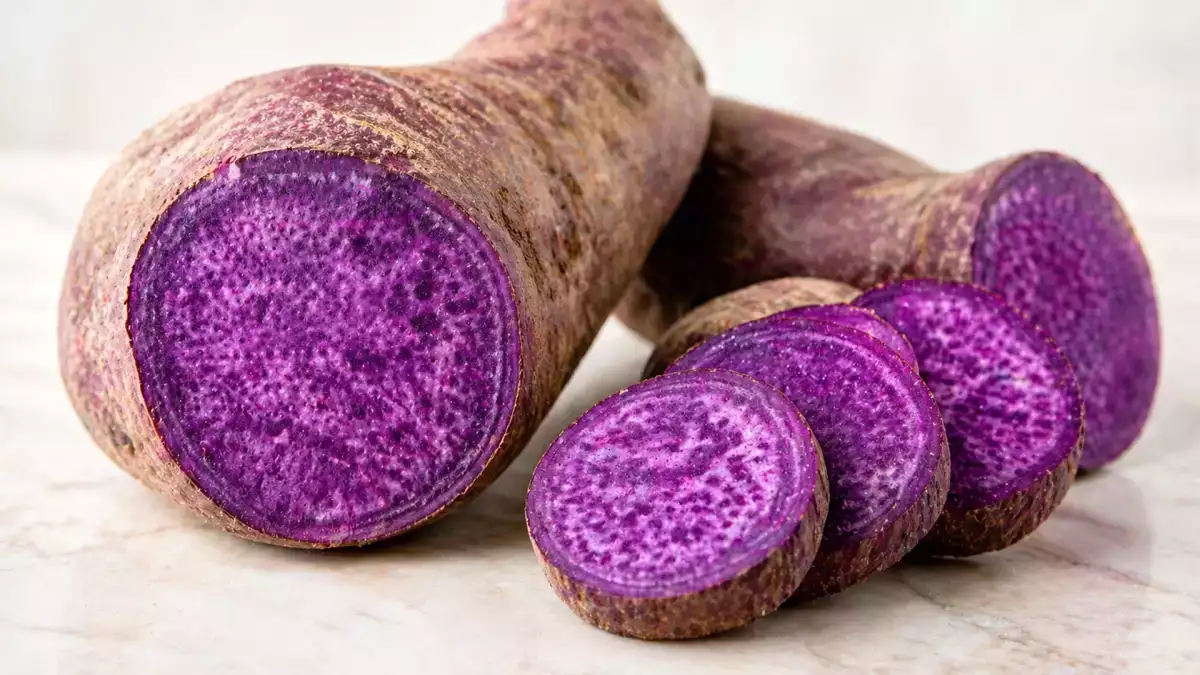 Wat is ube, hoe wordt het gebruikt en waarom heeft iedereen het over dit paarse ingrediënt?