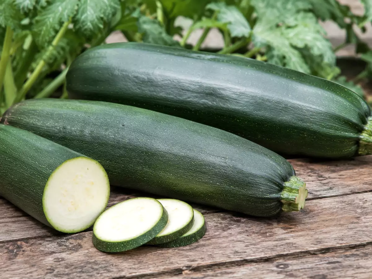 Te grote courgettes: kun je die nog eten?