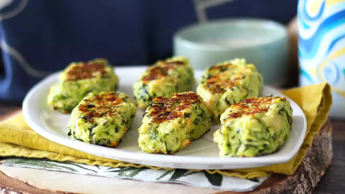8 recepten met courgettes om in de zomer in te vriezen: eenvoudige ideeën voor kant-en-klare, smakelijke avondmaaltijden het hele jaar door