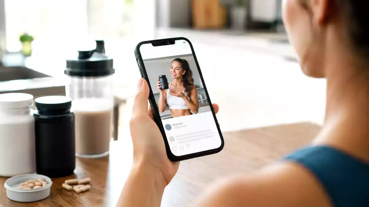 Voedingssupplementen op sociale media: bijna één op de drie advertenties is problematisch. Dit moet je controleren voordat je erop vertrouwt
