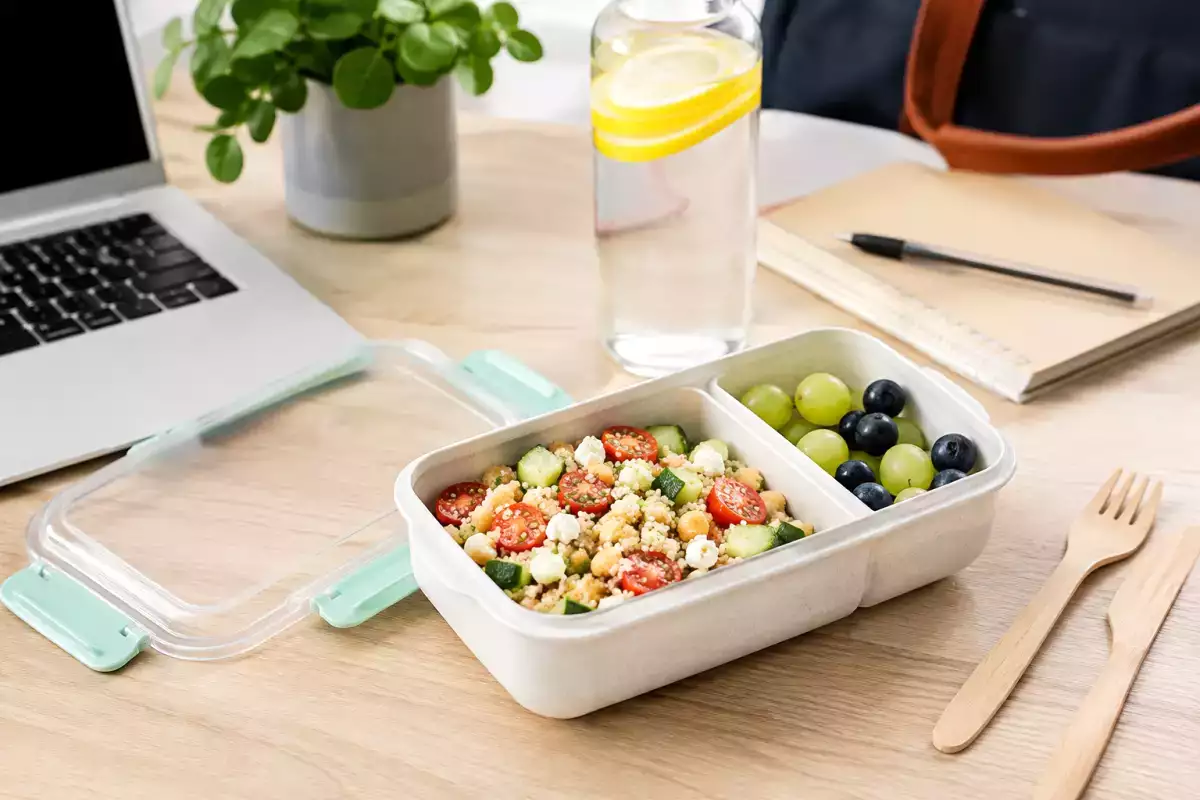 Lunchbox voor het nieuwe schooljaar: hoe voorkom je sterke geuren op kantoor of op school?