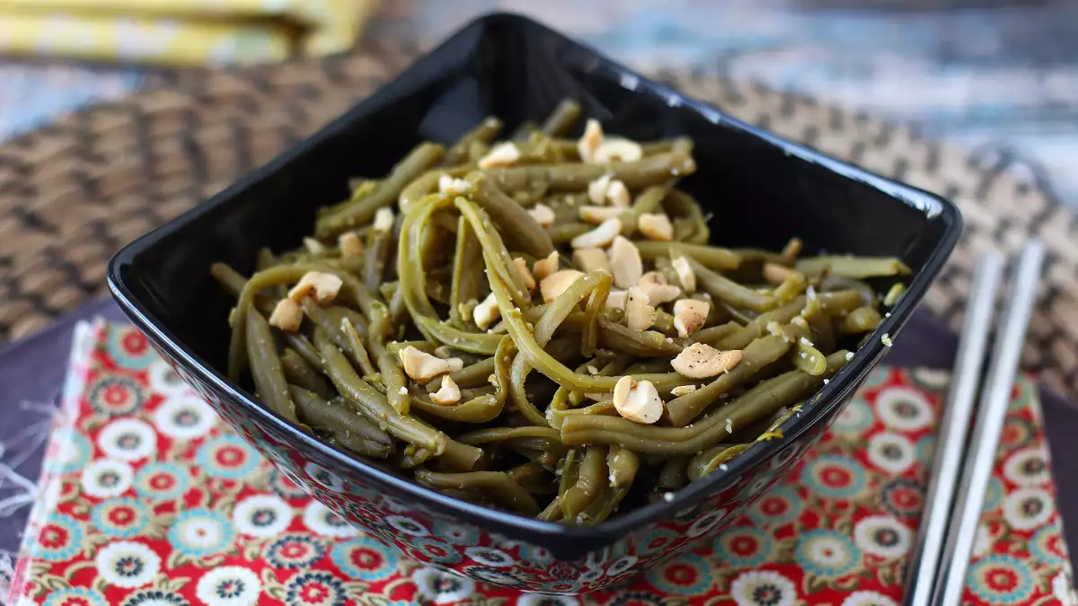 9 vegetarische recepten voor de heteluchtfriteuse die je moet proberen als je even geen idee hebt wat je moet koken, maar wel iets lekkers op tafel wilt zetten