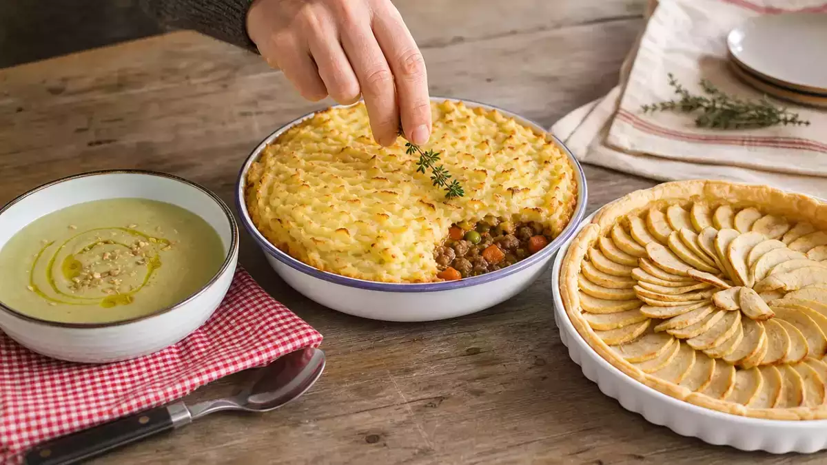 Dagmenu 12 oktober: boerenkoolsoep, Britse shepherd’s pie en klassieke appeltaart