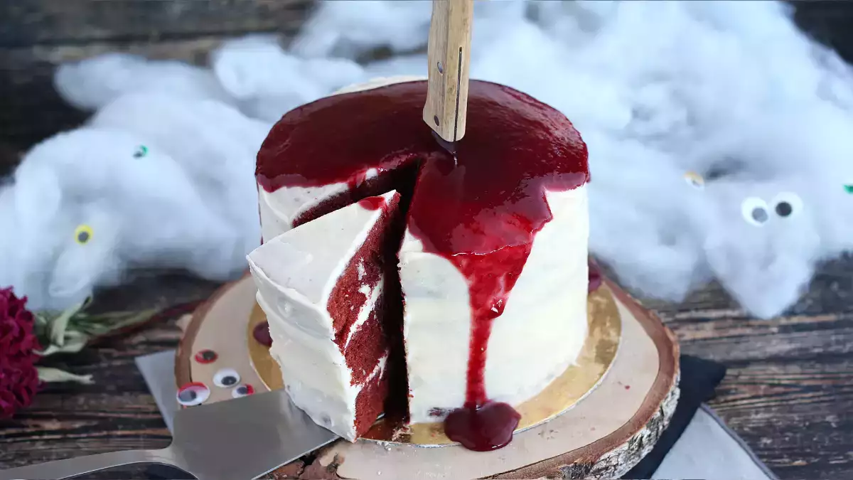 Red Velvet-taart voor Halloween: de spectaculaire taart die meteen indruk maakt