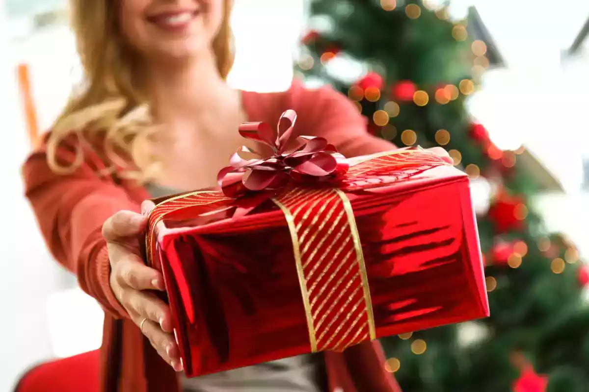 Wat neem je mee naar het kerstdiner: trefzekere tips om het goed te doen!