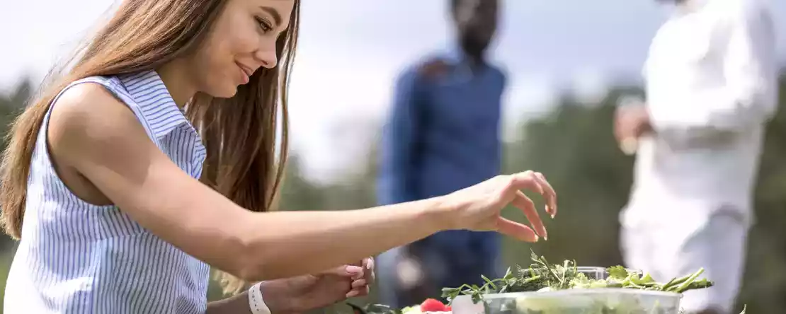 Waarom hebben we minder honger bij warm weer?