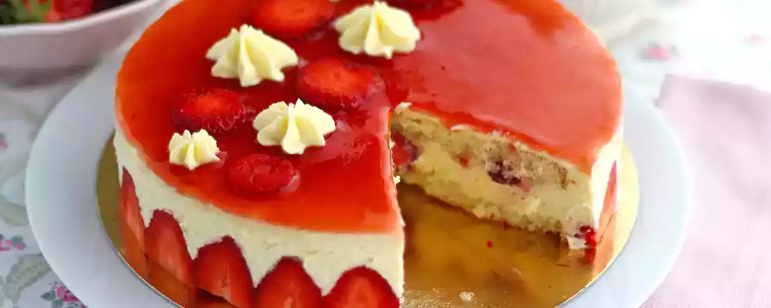 Leer hoe je minder calorieën in cake kunt stoppen (zonder aan smaak in te boeten)