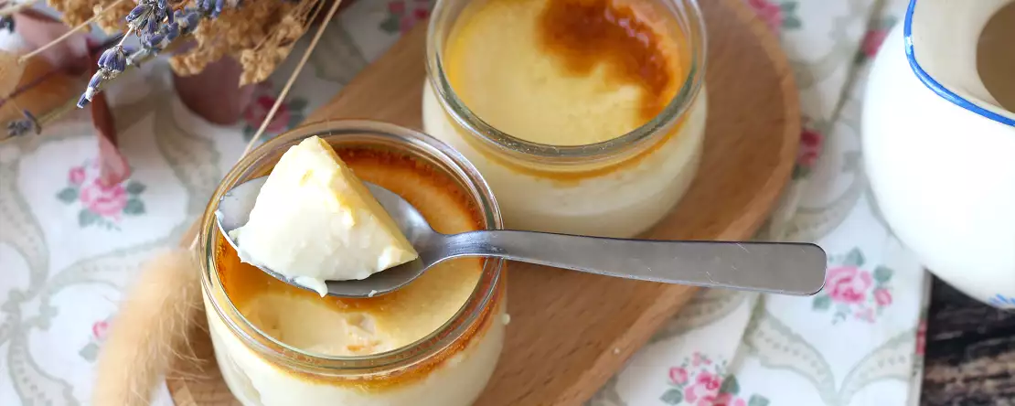 Oma's geheim: met slechts 4 ingrediënten maakt ze 's werelds romigste dessert