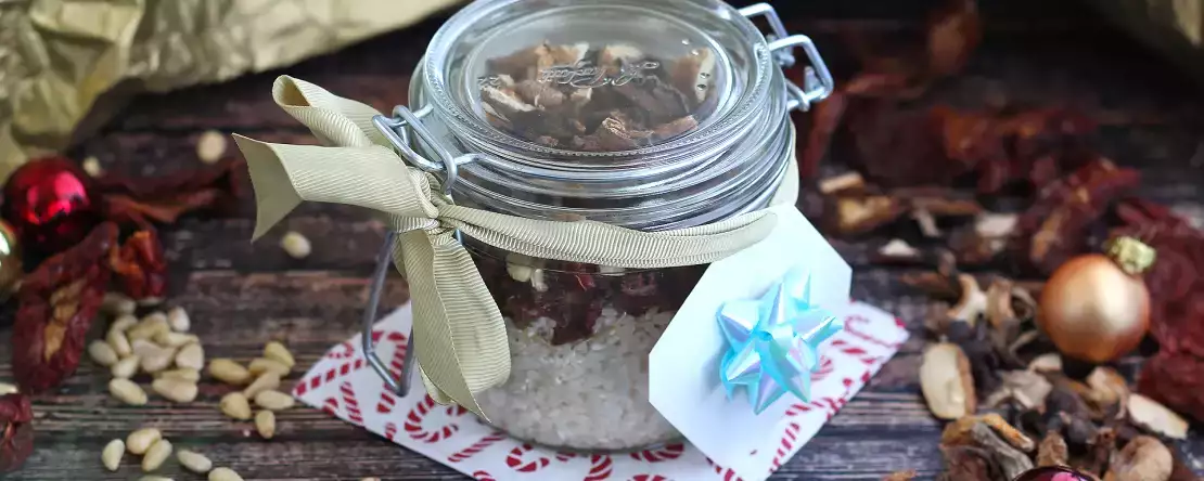 Verras deze kerst iedereen met een zelfgemaakt gourmetcadeau: het kost weinig, het is veel waard