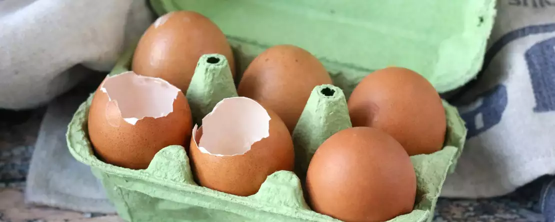 Je doet dit met eierschalen en je kunt je niet voorstellen welk risico je neemt in de keuken