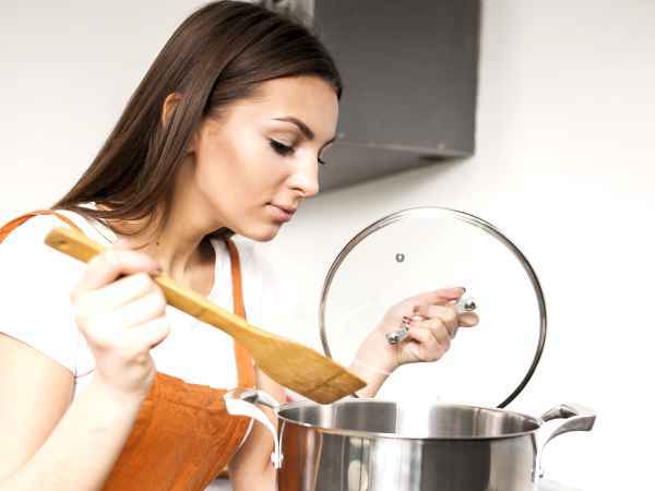Moet water worden gekookt? Wanneer wel en wanneer niet water koken in de keuken