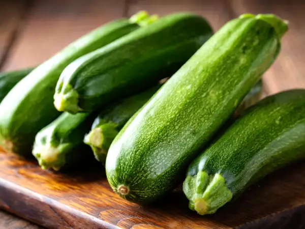 Courgette: rauw of gekookt, onze 8 recepten om het beste uit deze ster van de zomer te halen