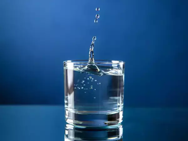 Hydratatie in de zomer: 5 vooroordelen om voorgoed te vergeten