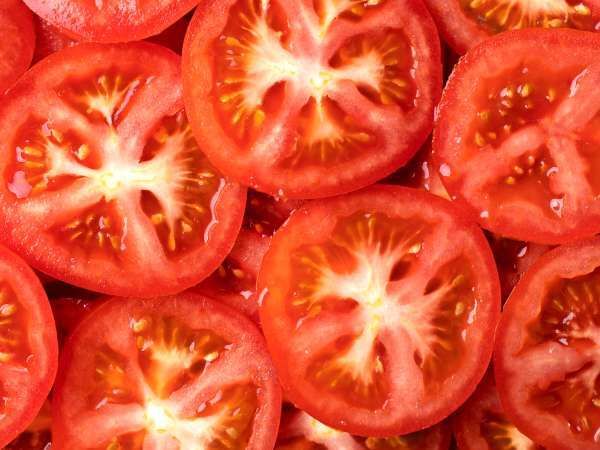 Wat niemand je vertelt over het verwijderen van de zaadjes uit tomaten