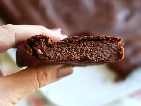 De truc is pompoen (maar niet alleen): superzachte, botervrije en glutenvrije chocoladetaart