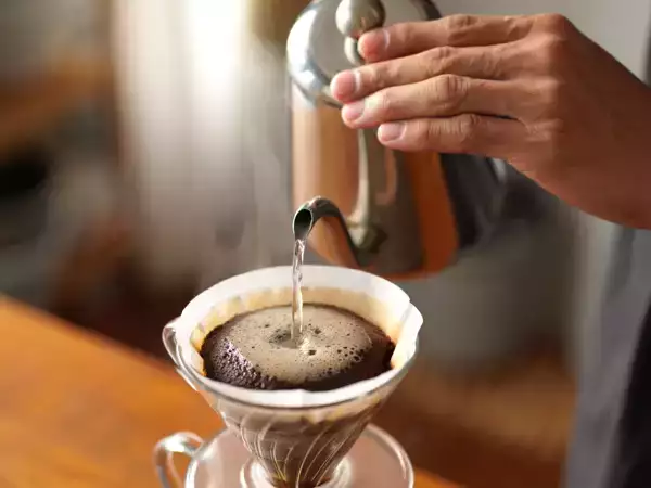 Je weet het niet, maar deze truc maakt je koffie veel beter (en kost niets)
