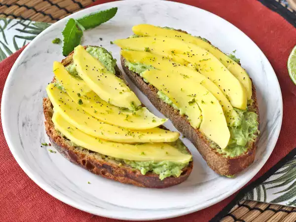 De Avocado Toast die je ontbijt zal veranderen (klaar in 8 minuten)