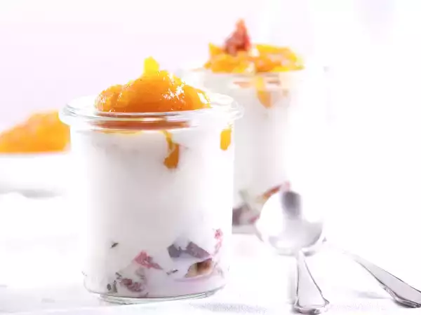 In de supermarkt: De 3-4-3 regel voor het kiezen van een goede yoghurt, volgens voedingsdeskundige Boticaria Garcia