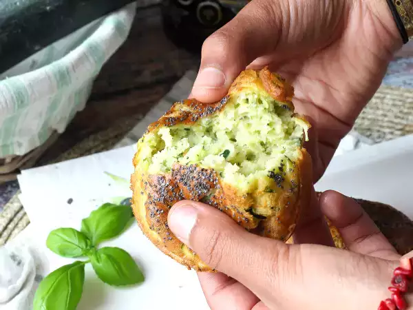 Onweerstaanbare hartige muffins: 8 ideeën in een paar minuten klaar om indruk te maken op iedereen aan tafel