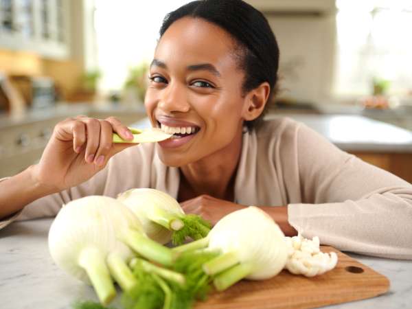 Waarom venkel ideaal is na de feestdagen om de buik te laten leeglopen