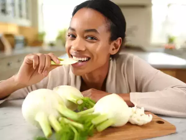 Waarom venkel ideaal is na de feestdagen om de buik te laten leeglopen