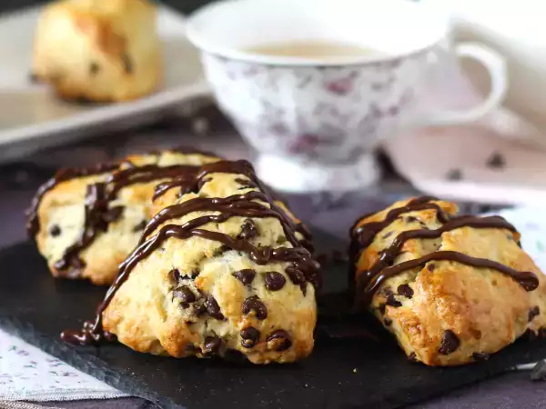 4 Engelse zoetigheden voor bij de thee om vijf uur en reis rechtstreeks naar Engeland