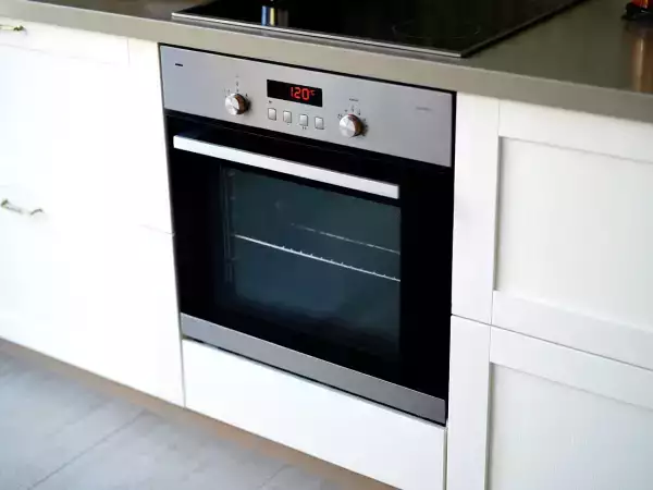 Waarom kiezen voor een oven met ventilator? De echte voordelen bij dagelijks gebruik