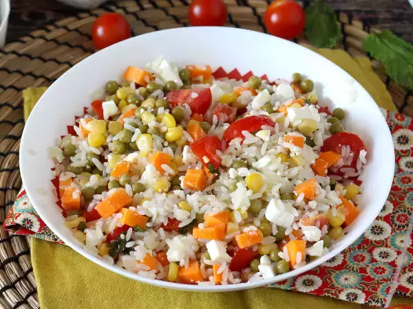 Maak salades met restjes: 17 recepten om van wat er nog in de koelkast ligt heerlijke gerechten te maken