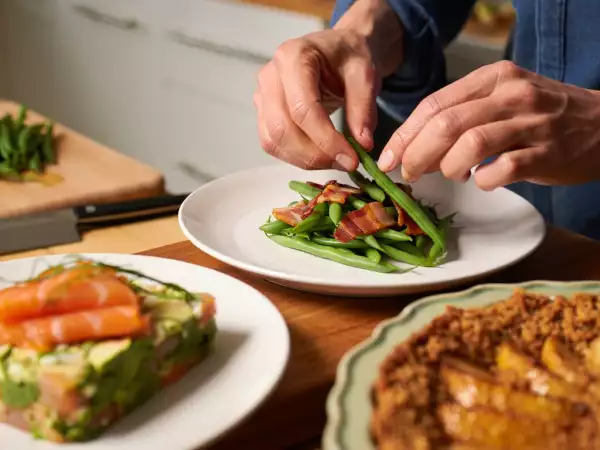 Dagmenu, 6 mei: een frisse salade, een groenterrine en een heerlijke taart