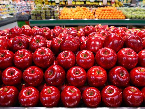 Vertrouw jij die glimmende appels uit de supermarkt? Er zit iets achter dat weinigen weten