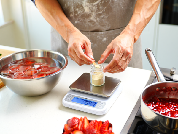 Agar-agar of gelatine: hoe converteer je zonder je desserts te verknoeien?