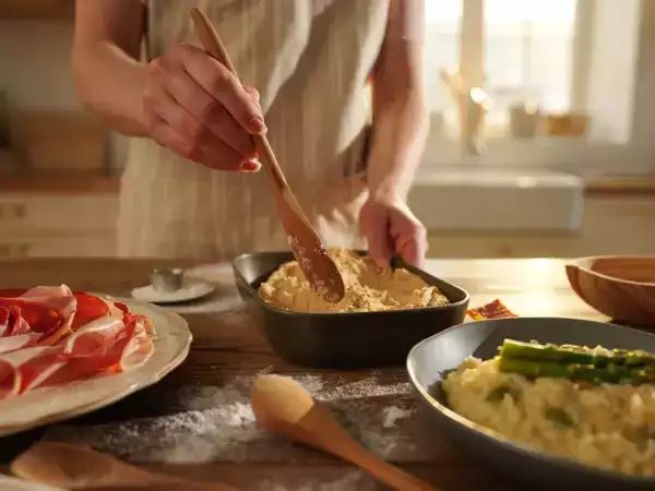 Dagmenu, 21 mei: een heerlijke vleesplank, risotto en amandelcake