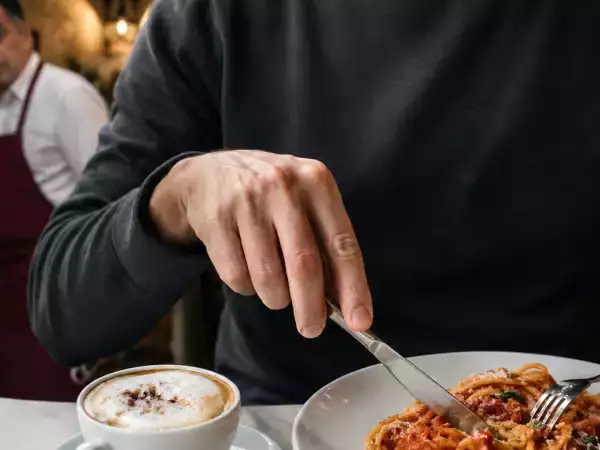 Wat je nooit moet doen met pasta, koffie en pizza als er een Italiaan in de buurt is