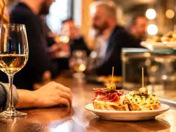 De oorsprong van de tapa: een klein gerecht voor een groot verhaal